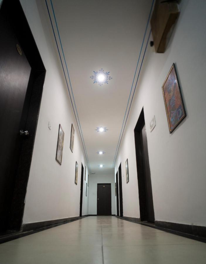 Tripli Hotels Arunoday Palace أُودايبور المظهر الخارجي الصورة