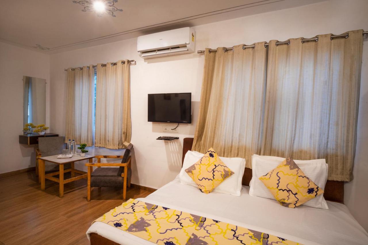 Tripli Hotels Arunoday Palace أُودايبور المظهر الخارجي الصورة