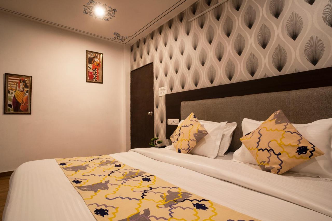 Tripli Hotels Arunoday Palace أُودايبور المظهر الخارجي الصورة
