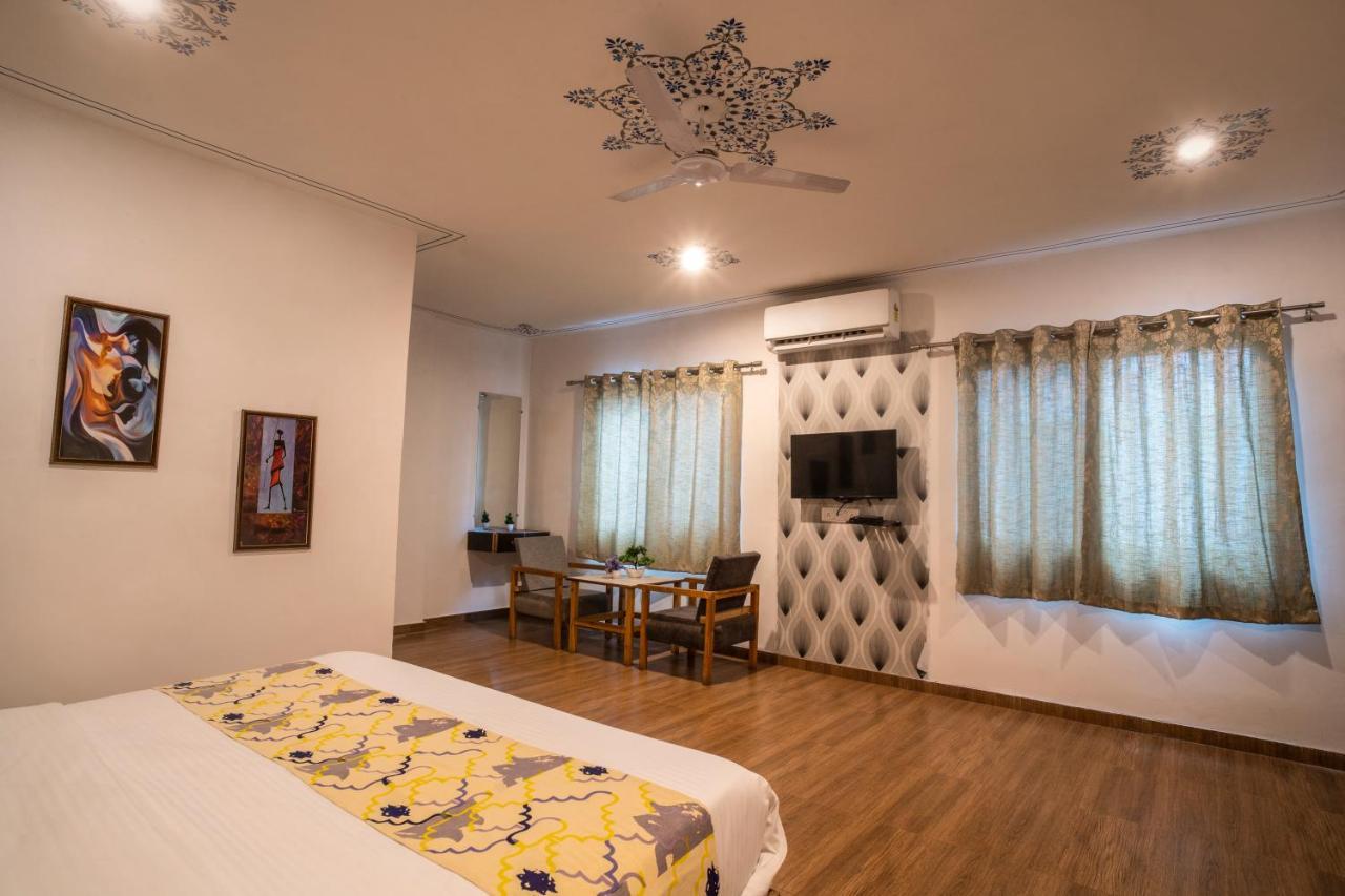 Tripli Hotels Arunoday Palace أُودايبور المظهر الخارجي الصورة