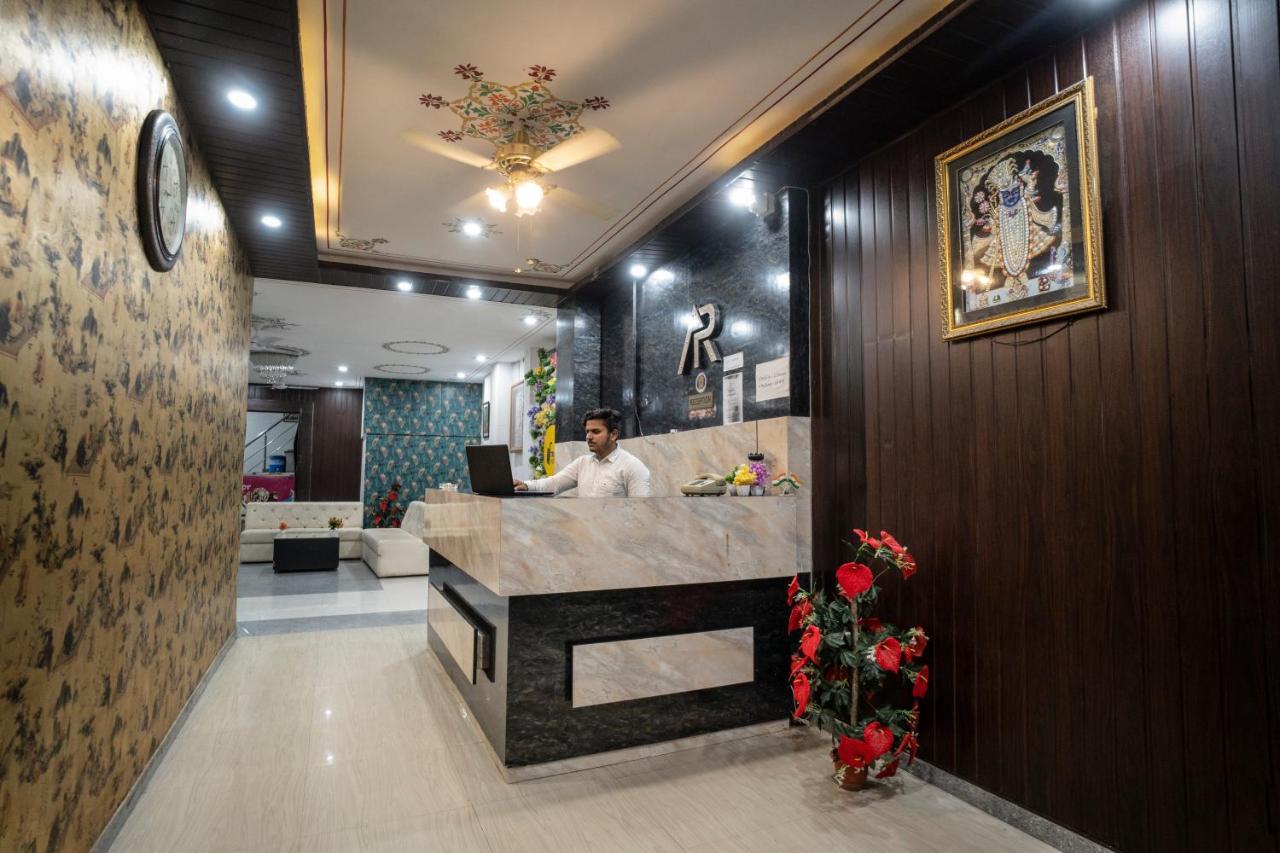 Tripli Hotels Arunoday Palace أُودايبور المظهر الخارجي الصورة