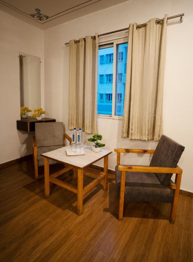 Tripli Hotels Arunoday Palace أُودايبور المظهر الخارجي الصورة